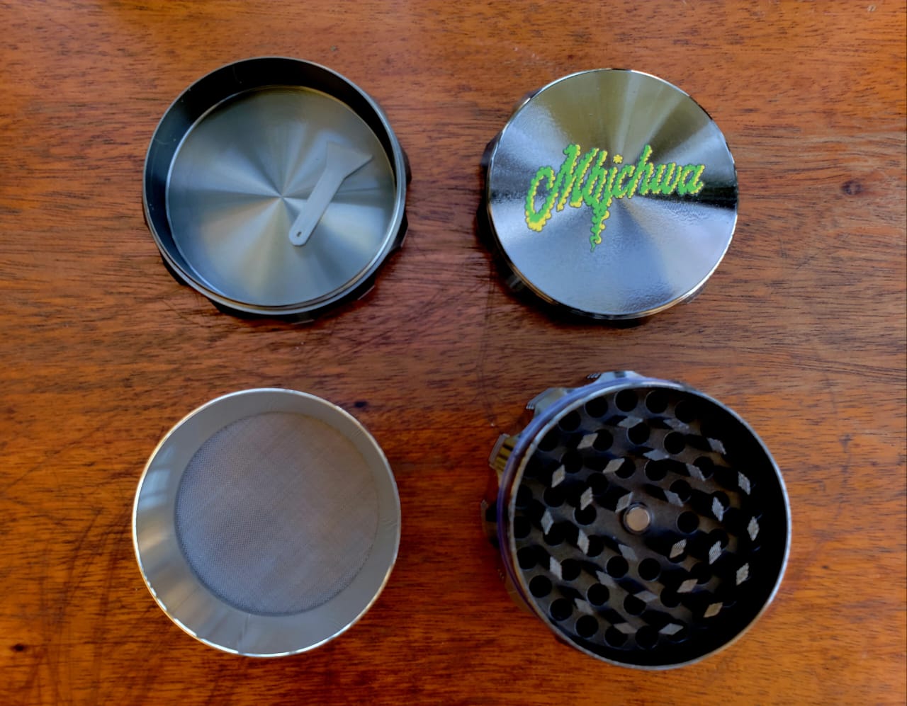 Mbichwa Metallic 4 part grinder